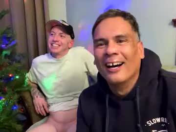 str8gaywannaplay - Live now on Chaturbate