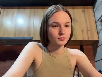 nloraaa - Live now on Chaturbate