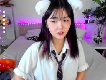 girl Sex Cam Shows with yuki_cutie_