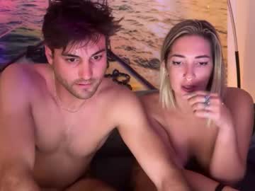 couple Sex Cam Shows with ashtonbutcher