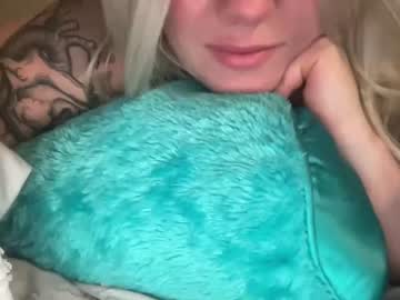 girl Sex Cam Shows with desertblondie