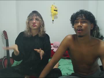 couple Sex Cam Shows with ellie_andy