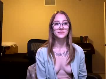 girl Sex Cam Shows with slimthiccshady1
