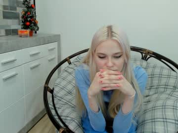 girl Sex Cam Shows with brookejourtney
