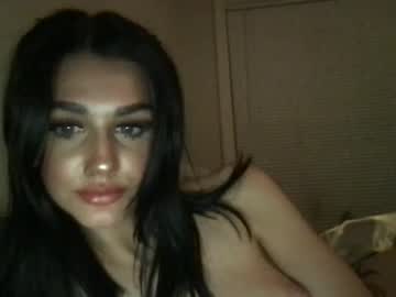 girl Sex Cam Shows with l1ttlek1tty