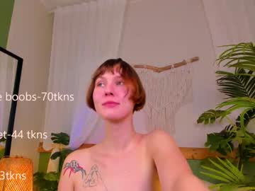 girl Sex Cam Shows with lexymoon_
