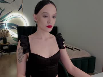 girl Sex Cam Shows with mistress_mialibra