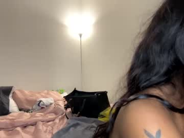girl Sex Cam Shows with petitqueen