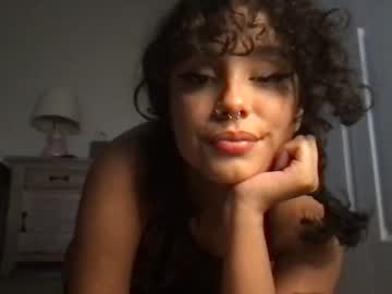 girl Sex Cam Shows with lilbootyylatina