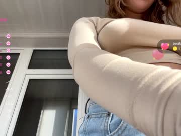 girl Sex Cam Shows with kati_price18