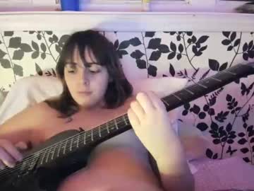 girl Sex Cam Shows with freakynaomi
