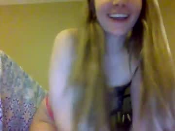 girl Sex Cam Shows with jillylovestay