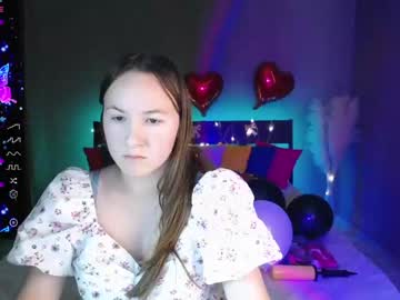 girl Sex Cam Shows with little_doll_meow