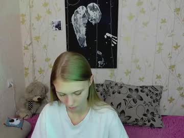 girl Sex Cam Shows with phoebepaw