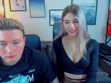 couple Sex Cam Shows with mia_levie
