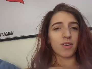 girl Sex Cam Shows with firebenderbaby02