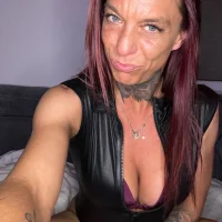 YourMilfBitch69