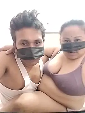 DesiSeductress - Live now on Stripchat