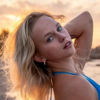 EllisQuinn - Live now on Stripchat