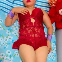 Curvy_shivani