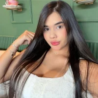 BellaLeclair_