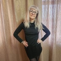 Laura_Gol - Live now on Stripchat