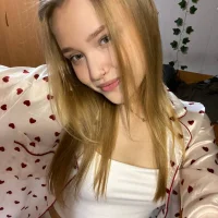 flooora_0 - Live now on Stripchat