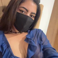Hot-Queen-sarah