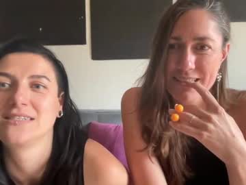 smiles_n_smut - Live now on Chaturbate