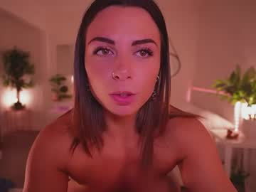 _savii - Live now on Chaturbate