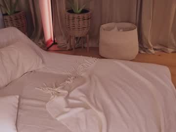 nadia_bliss - Live now on Chaturbate