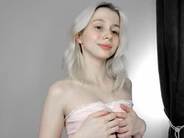 hi_popsy - Live now on Chaturbate