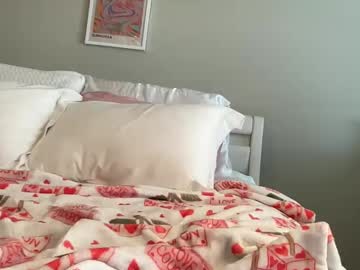 allymaeeee - Live now on Chaturbate