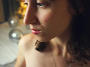 monalouise - Live now on Chaturbate