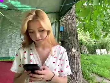 necolezhuang - Live now on Chaturbate