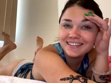 girl Sex Cam Shows with cassidyyqueen