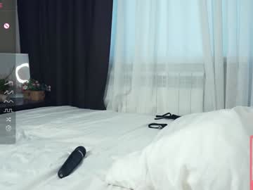 girl Sex Cam Shows with synneeastes