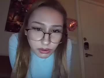 girl Sex Cam Shows with madiosnrios