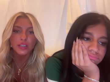 girl Sex Cam Shows with gabbyandrsn