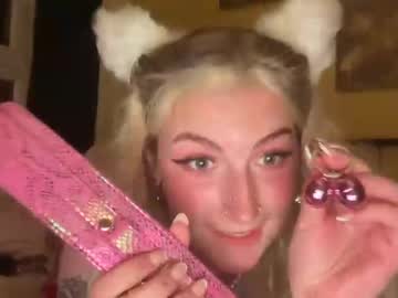 girl Sex Cam Shows with lulababy23
