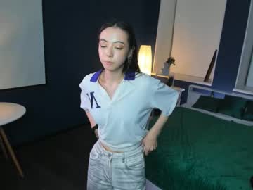 girl Sex Cam Shows with katieapps