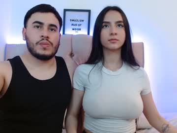 couple Sex Cam Shows with moonbrunettee