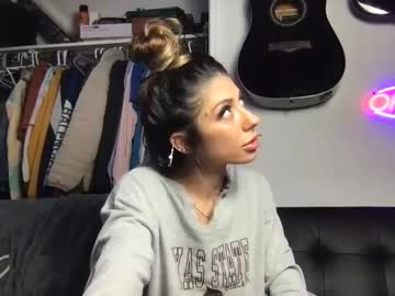 couple Sex Cam Shows with bayjaexxx