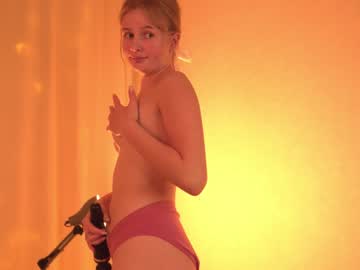 girl Sex Cam Shows with claireprincess