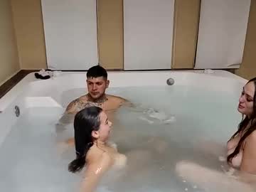 couple Sex Cam Shows with mariposa_2323