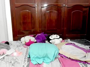 couple Sex Cam Shows with little_rapunsel_