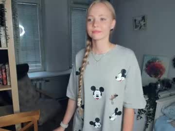 girl Sex Cam Shows with rave_the_love