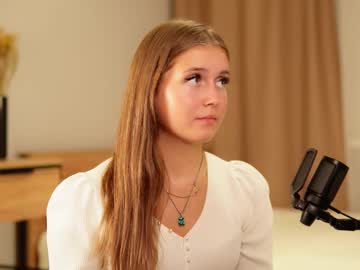 girl Sex Cam Shows with elvinagallamore