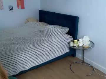 girl Sex Cam Shows with gentle__touch