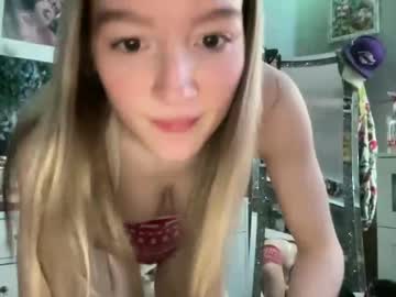 girl Sex Cam Shows with alyssag7001